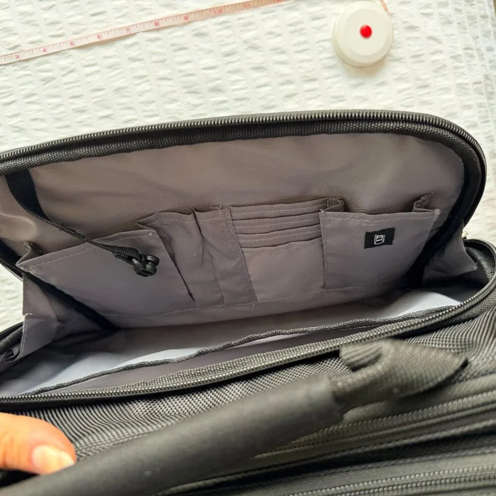 Tuari black laptop bag